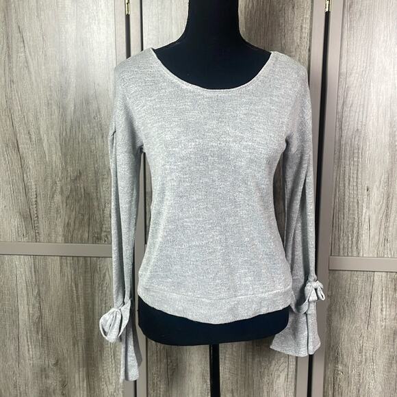 New! American Rag bell sleeve sweater women's M - Picture 1 of 11